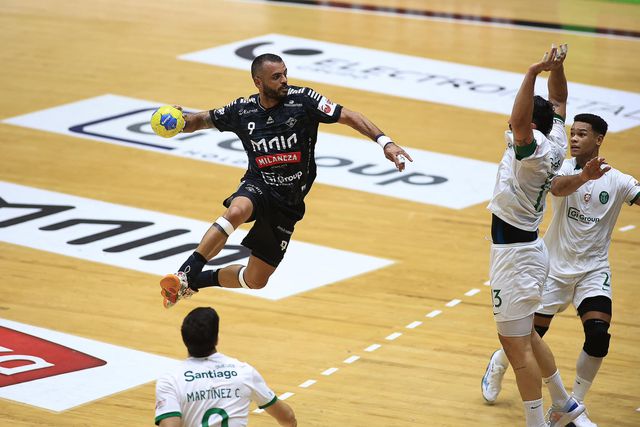 Hoje pode ver em direto na TV...