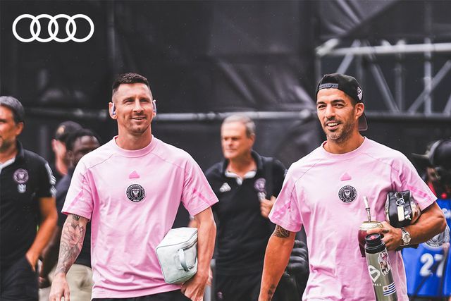 Lionel Messi regressa aos relvados dois meses depois