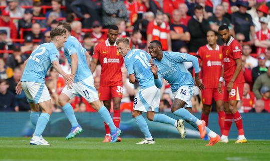 Forest de NES vence Liverpool em Anfield; Man. City dá a volta à boleia de Haaland