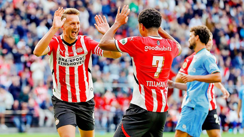 Atenção, Sporting: PSV derrota Nijmegen e continua na liderança isolada