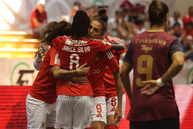 E vão oito: Benfica cimenta hegemonia com vitória na Supertaça