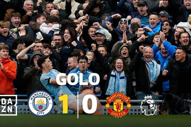 Doku trocou as voltas à defesa do United e Foden apareceu para marcar