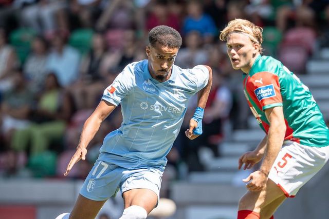 Miguel Tavares e Alexandre Guedes estiveram em destaque neste jogo da 5.ª jornada entre Marítimo e Vizela