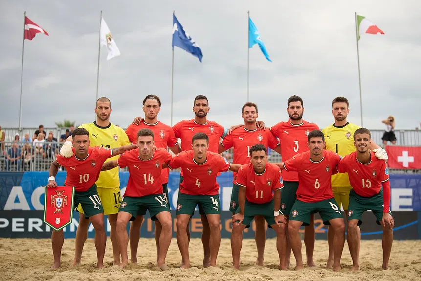 Portugal esmaga Suíça na areia escaldante!