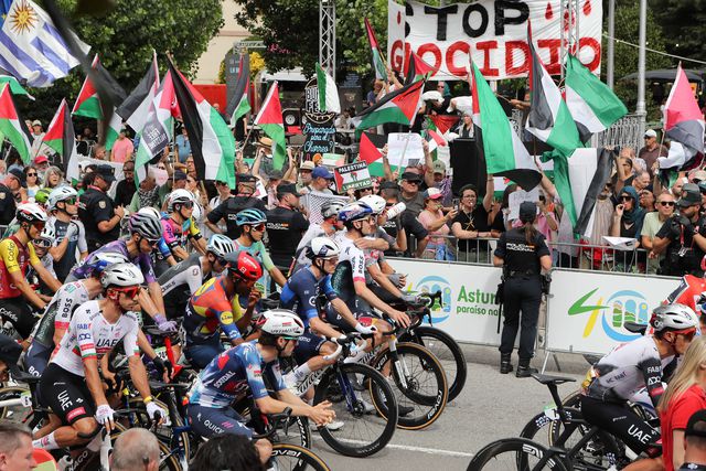 Acabou a Vuelta! Manifestações pró-Palestina em Madrid anulam última etapa