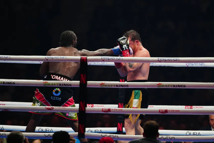 Crawford esmaga Canelo! Boxe em CHOQUE