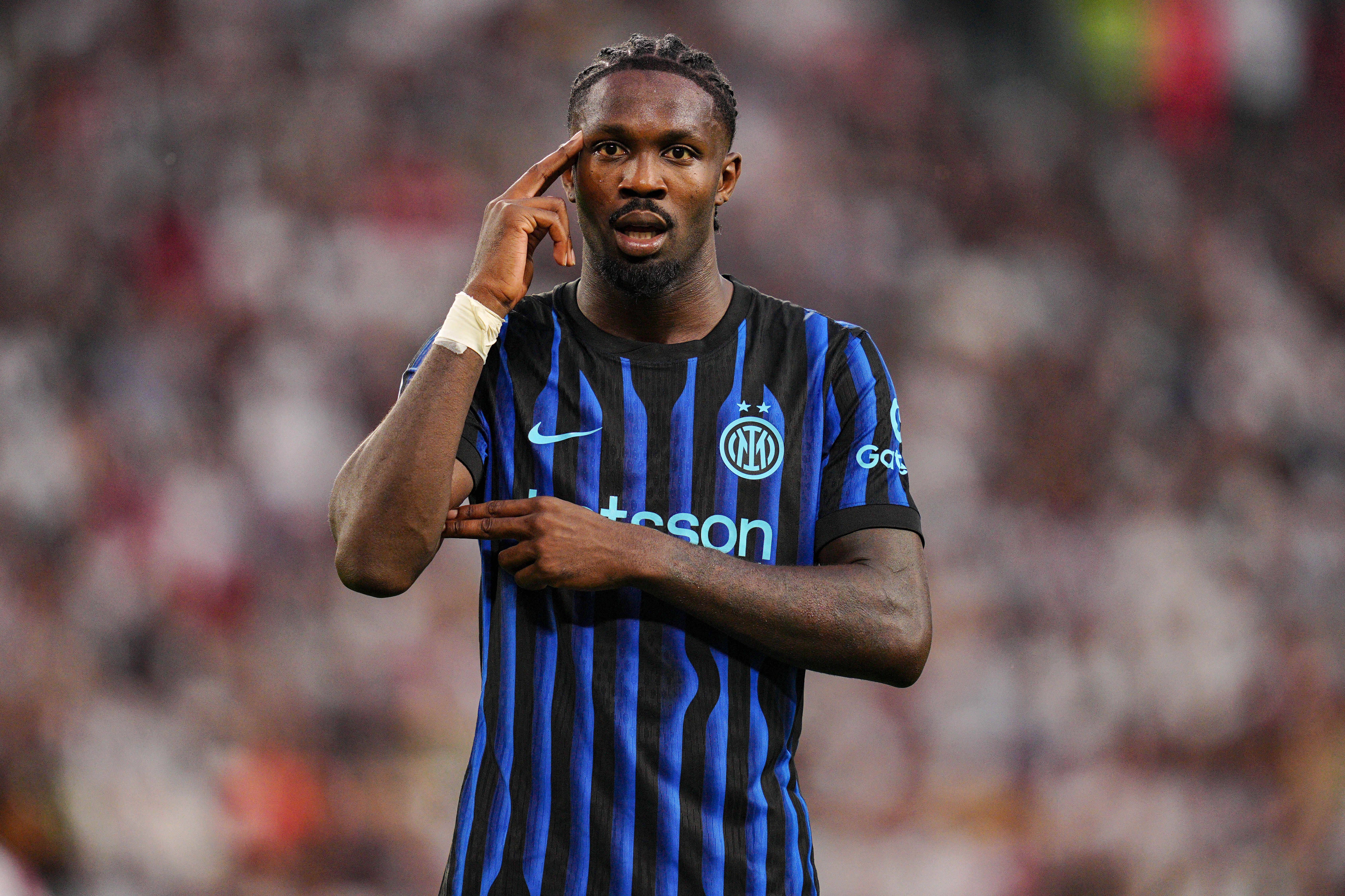 Festejo de Marcus Thuram