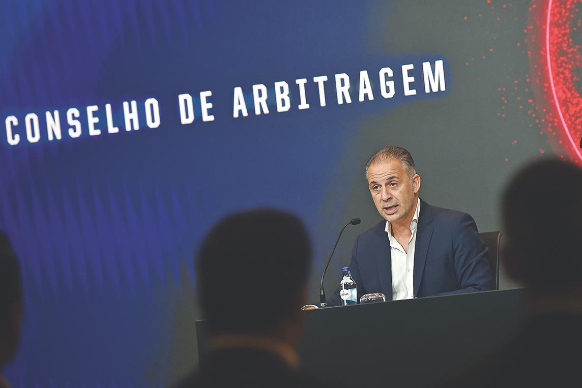 Duarte Gomes demitiu-se do cargo de diretor Técnico de Arbitragem da FPF - Foto: MIGUEL NUNES