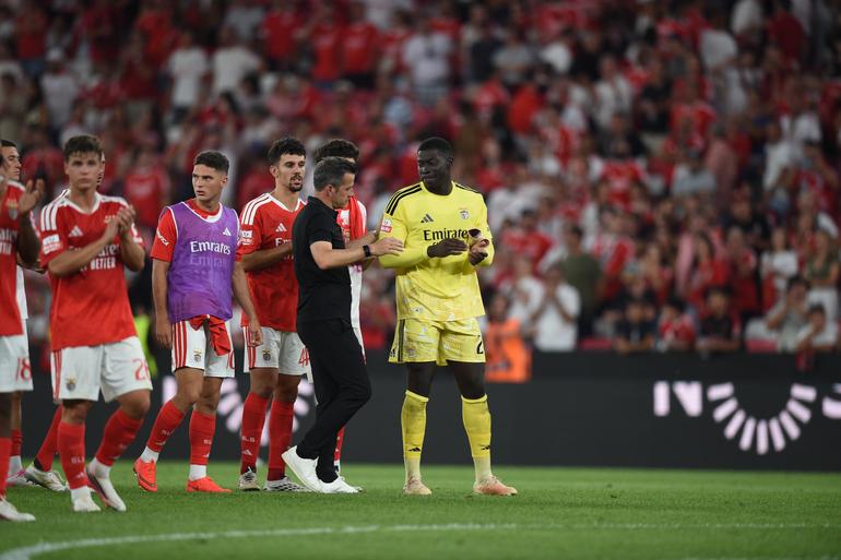 Samuel Soares pode avançar para o 11.º jogo consecutivo a titular - Foto: Sérgio Miguel Santos