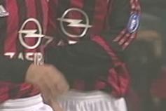 Magia! Milan partilha golos de Rui Costa antes do jogo com o Benfica