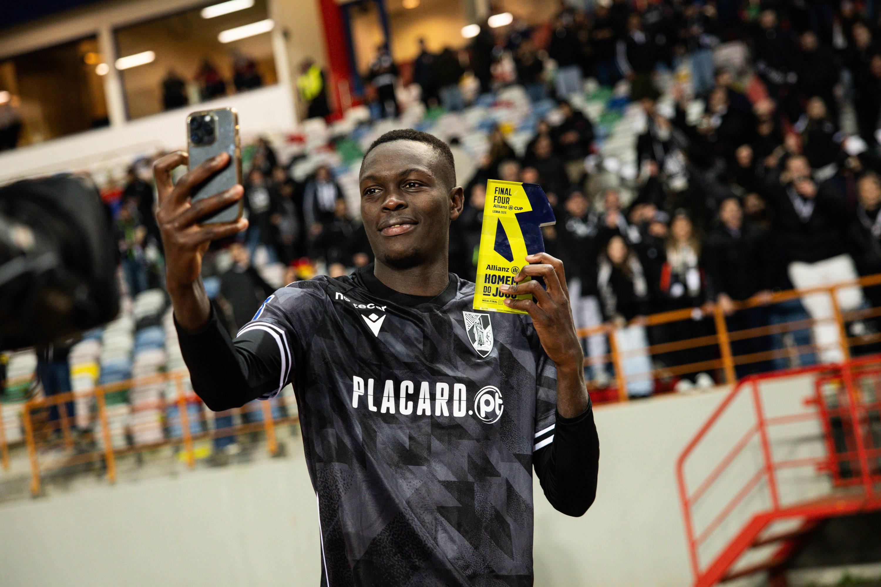 Ndoye homem do jogo na meia-final da Taça da Liga, no dia 6 de janeiro em Leiria: marcou aos 90+2' e aos 90+11' e deu a vitória ao V. Guimarães. Suárez tinha feito o 1-0 aos 14' - Foto: IMAGO