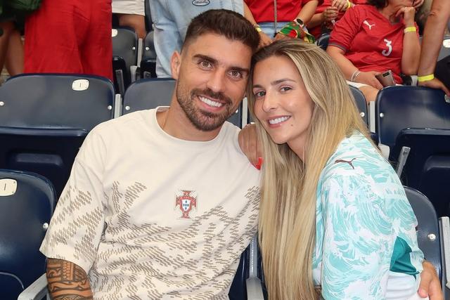 Ruben Neves com a mulher, Débora Lourenço Neves