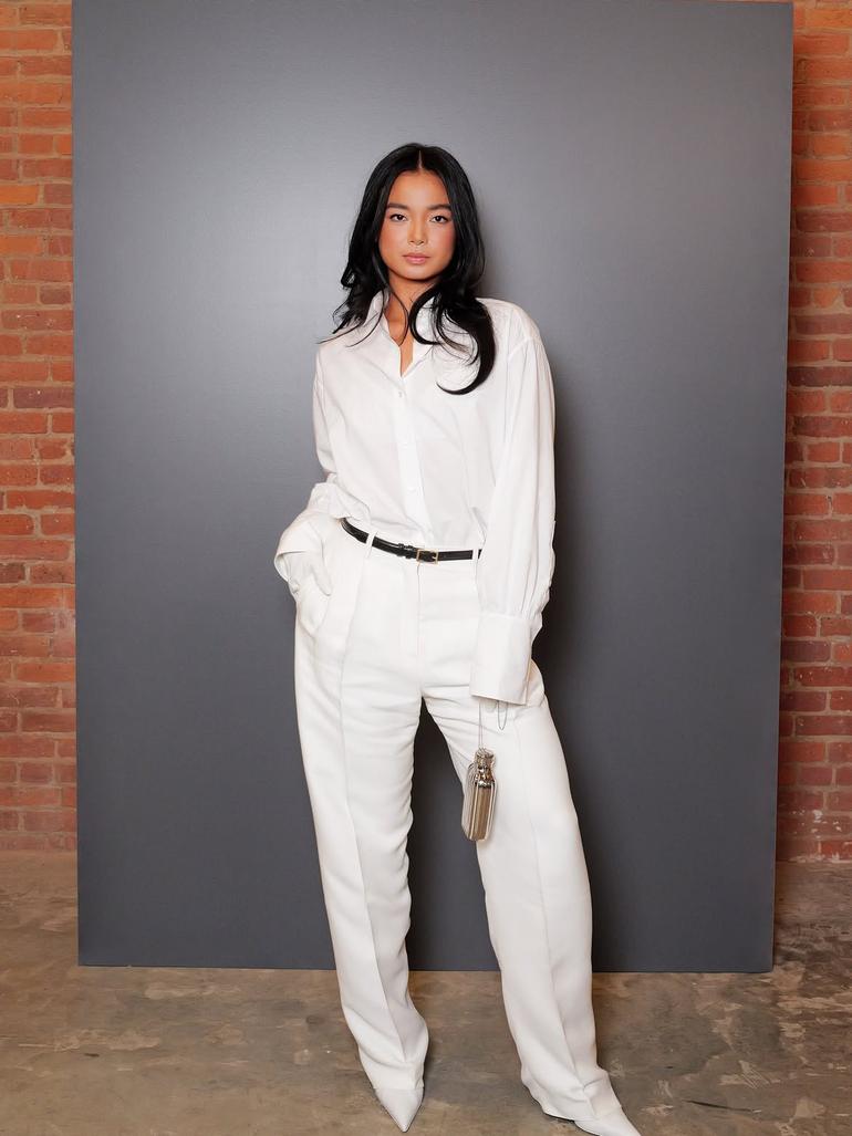 Alexandra Eala no desfile da Calvin Klein, na Semana da moda em Nova Iorque  - Instagram