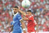 Claudio Echeverri, 20 anos, estreou-se pelo Benfica, no jogo com o Gil Vicente e deixou água na boca dos adeptos — Foto: Sérgio Miguel Santos