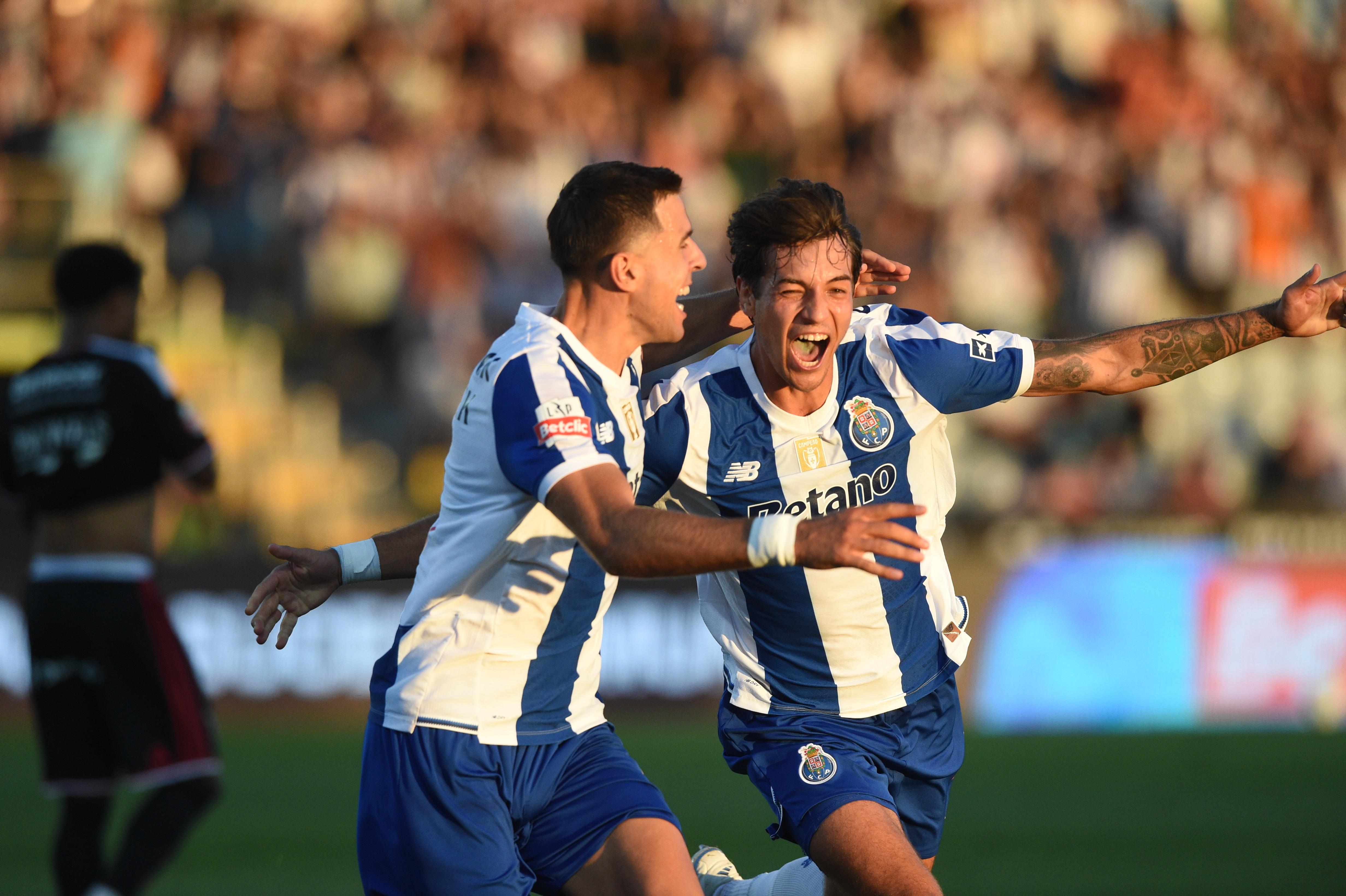 Kiwior, FC Porto - nota 7 (foto: Sérgio Miguel Santos)