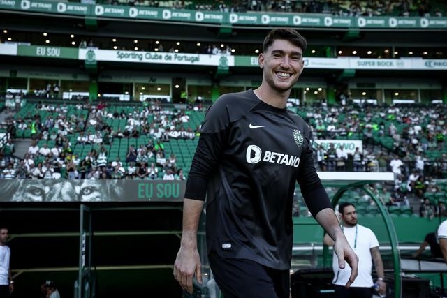 Sporting: Franco Israel chega a tempo de jogar na Taça