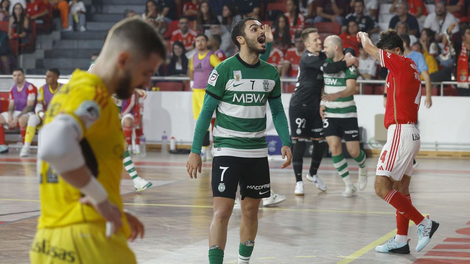 Sporting vence dérbi centenário na Luz