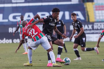 Descanso para Igor e Léo abre vagas no ‘miolo’ do Estrela da Amadora