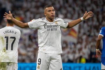 Mbappé associa notícias de alegada violação a disputa com PSG