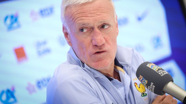 Deschamps 'atacado' na conferência de imprensa (e não foi por jornalistas)