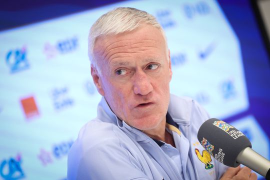 Deschamps 'atacado' na conferência de imprensa (e não foi por jornalistas)