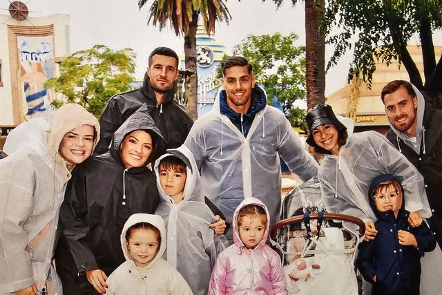 Toni Martínez ‘puxa’ dois portistas para parque temático