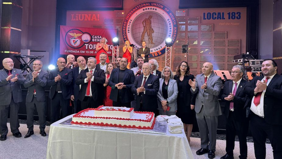 Isaías na festa da Casa do Benfica de Toronto