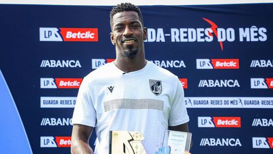 «Sem a equipa não ganharia este prémio», diz Bruno Varela