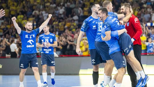 Jogo de andebol termina com acusações de racismo, cuspidelas e dentadas