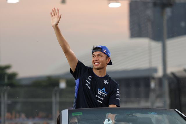 Alex Albon encantado com o progresso da Williams