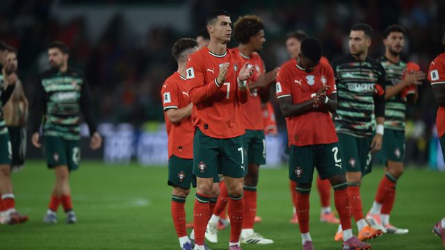 Cristiano Ronaldo no final da partida com a Hungria. Foto: Miguel Nunes