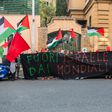 Manifestação pró-Palestina antes do embate entre Itália e Israel - Foto: IMAGO