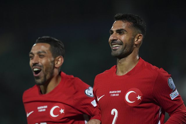 Zeki Çelik, internacional turco