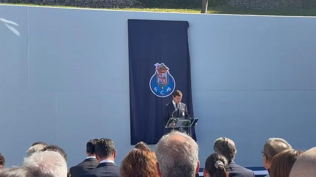 Villas-Boas em lágrimas a evocar Jorge Costa