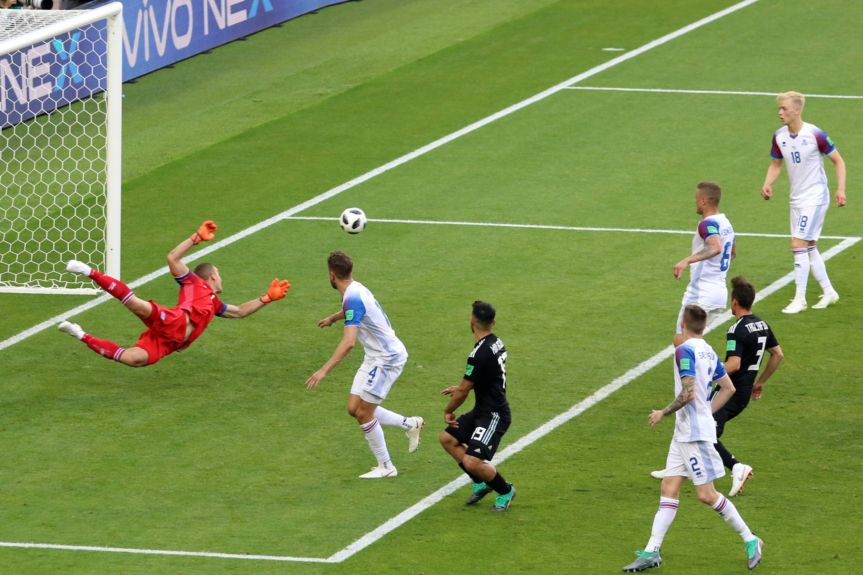 Islândia, 340 mil habitantes em 2018, quando se estreou no Mundial da Rússia, depois de sucesso no Euro 2016. A nação mais pequena de sempre nestes palcos