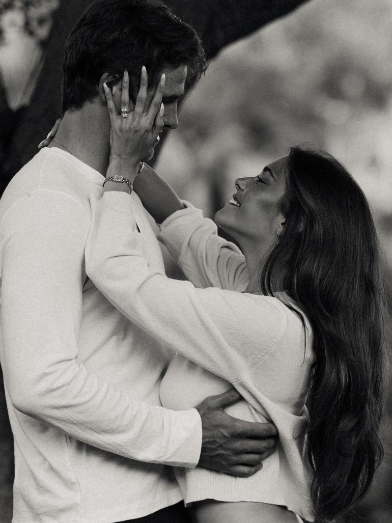 As fotos de noivado de Madison Beer e  Justin Herbert/Instagram