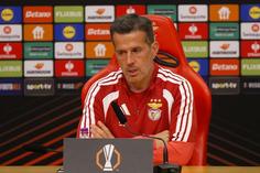 Marco Silva explica risco da rotatividade da equipa