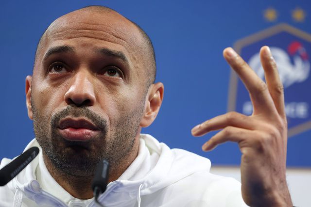 Thierry Henry critica falta de «ação» na Ligue 1