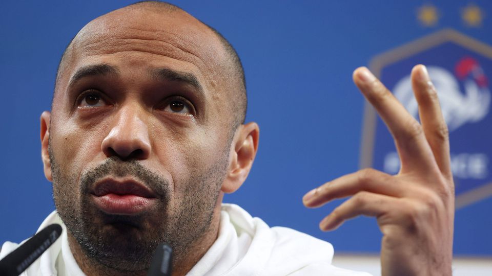 Thierry Henry critica falta de «ação» na Ligue 1