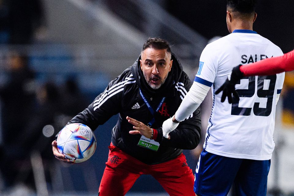 Vítor Pereira em negociações para suceder a Nuno Espírito Santo no Al Ittihad