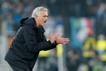 Totti defende Mourinho: «Duas finais em dois anos, nunca tinha acontecido em 100 anos de história da Roma»