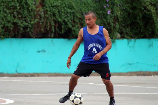 Morte a tiro de antigo jogador peruano sob investigação