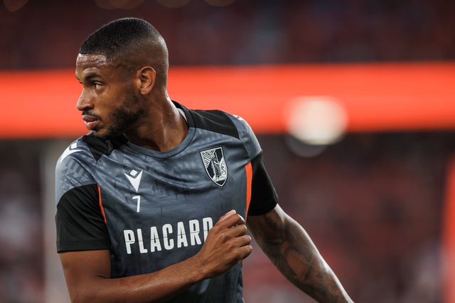 V. Guimarães: um trio que admira