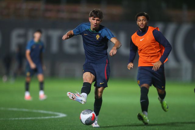 Seleção sub-20 empata na Roménia