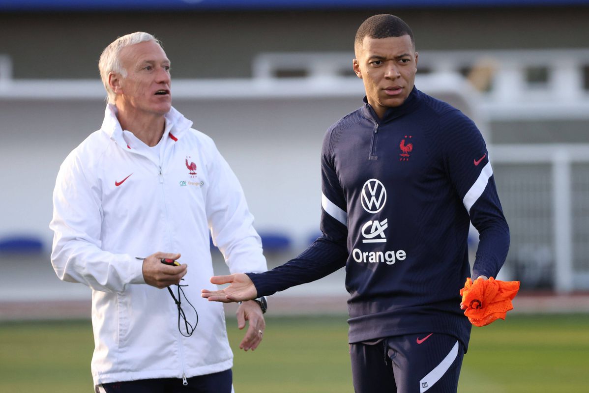 Deschamps e a ausência de Mbappé: «Não está na fase mais feliz da carreira»