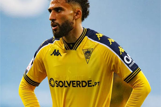 Rafik Guitane estreou-se como internacional pela seleção da Argélia que prepara a participação na Taça das Nações Árabes. Foto: IMAGO