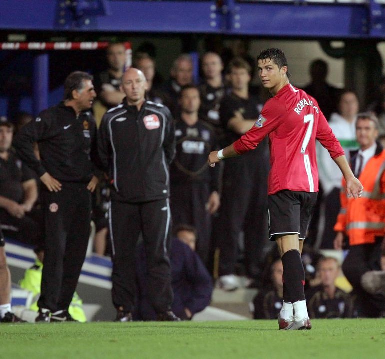 2007/2008, frente ao Portsmouth - Vermelho direto