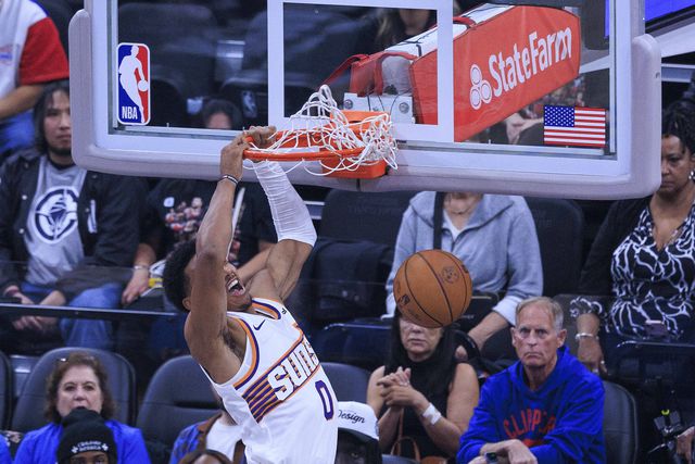 Royce O Neale dos Phoenix Suns