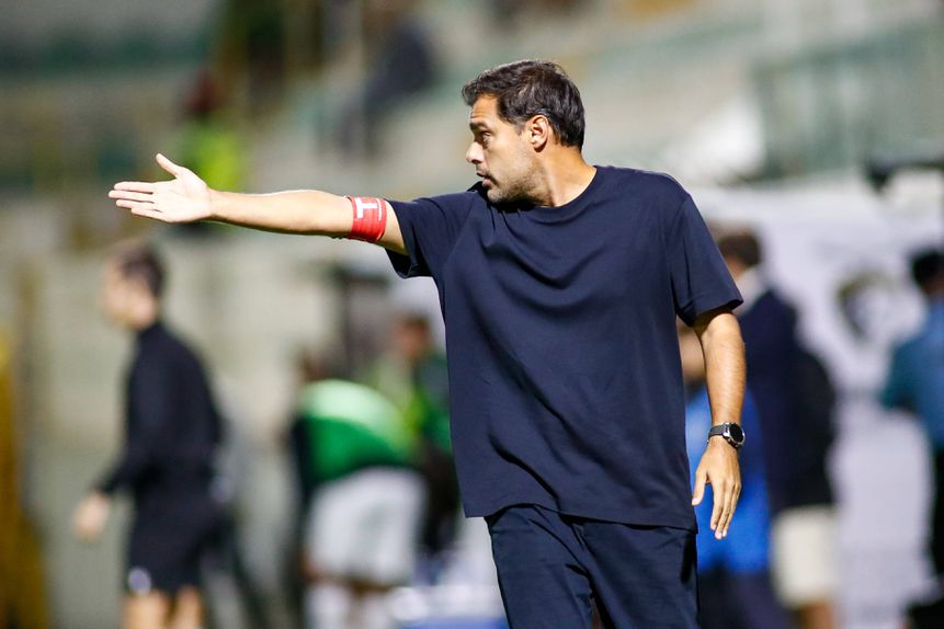 Vítor Martins deixou o comando técnico do Torreense - Foto: LUSA