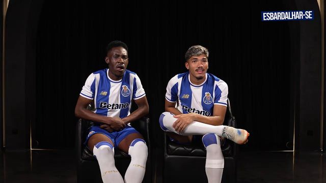 O bom humor de Zaidu e William Gomes: «Graveto? Money, money, money!»